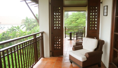 Habitación familiar, vistas al jardín