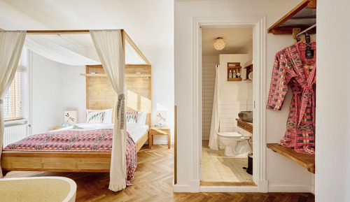 Suite junior, 1 cama de matrimonio, bañera, vistas a la ciudad