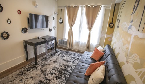 Suite familiar (ADA Accessible)