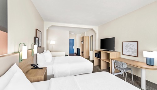 Habitación, 2 camas de matrimonio, accesible para personas con discapacidad, bañera