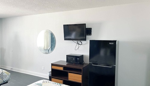 Habitación estándar, 1 cama de matrimonio grande, no fumadores, frigorífico y microondas