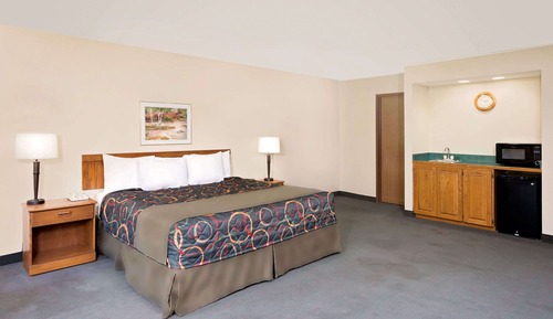 Habitación, 1 cama de matrimonio grande, frigorífico y microondas