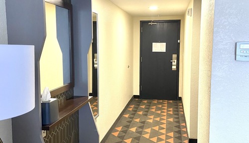 Habitación estándar, 1 cama de matrimonio grande, accesible en silla de ruedas (Communications)