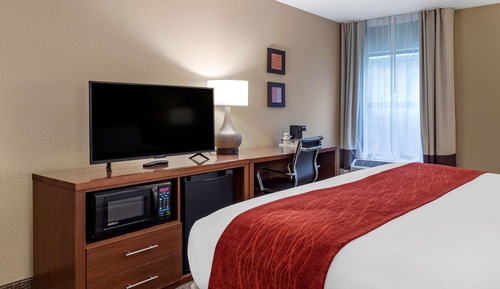 Habitación, 1 cama de matrimonio grande, no fumadores (Bathtub, Mobility, Hearing Accessible)