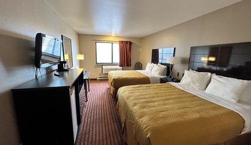 Habitación, 2 camas de matrimonio, accesible para personas con discapacidad (Accessible Tub)