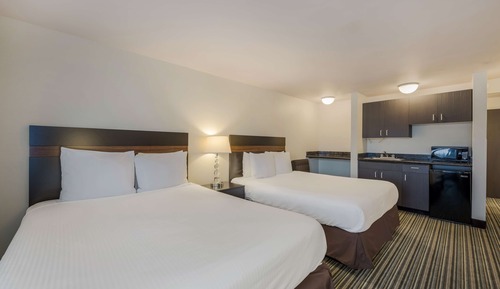 Habitación estándar, 2 camas de matrimonio, no fumadores (Larger Room)