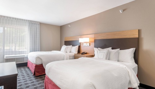 Estudio, 2 camas de matrimonio, no fumadores (Mobility/Hearing Accessible, Tub)