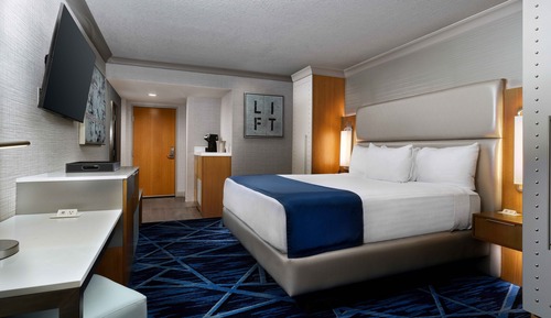 Habitación, 1 cama de matrimonio grande (Newly Renovated)