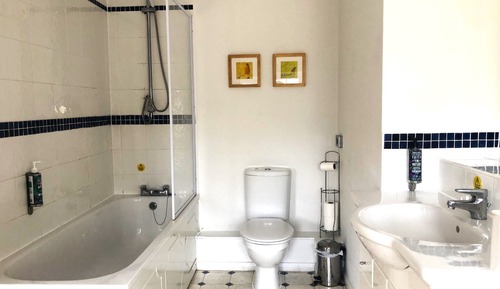 Habitación familiar (Courtyard)