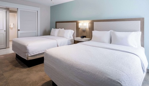 Suite (2 Queen Beds with Sofa bed)