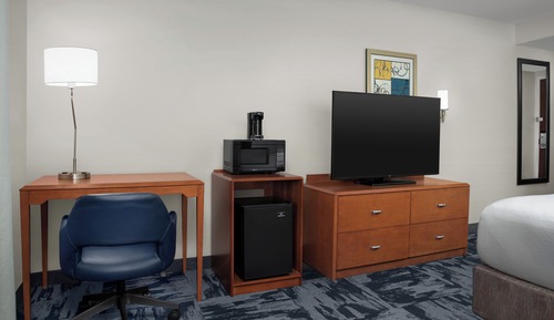 Suite, 1 habitación, no fumadores (Mobility/Hearing Access, Roll-in Shwr)