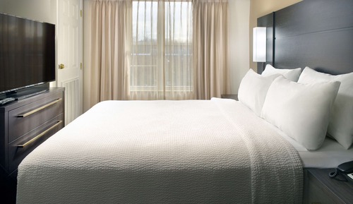 Habitación, 1 cama de matrimonio grande con sofá cama (Mobility Tub)