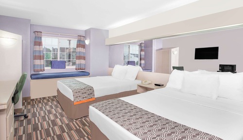 Habitación, 2 camas de matrimonio, no fumadores (Non-Pet Friendly)