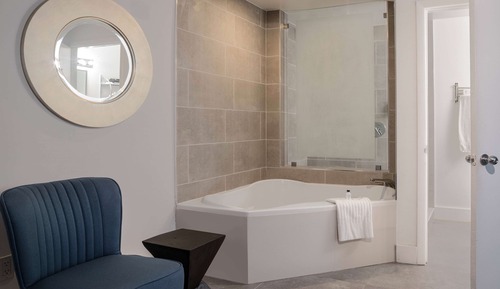 Habitación, 1 cama de matrimonio grande, no fumadores, bañera de hidromasaje