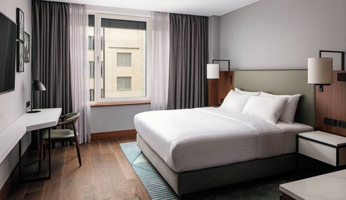 Habitación Club, 1 cama de matrimonio grande