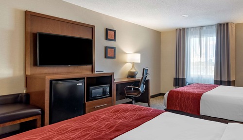 Habitación, 2 camas de matrimonio, accesible para personas con discapacidad (Accessible Tub)