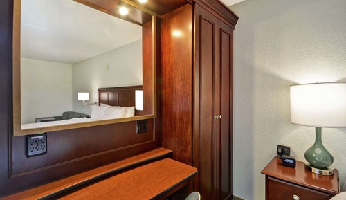 Habitación, 1 cama de matrimonio, accesible para personas con discapacidad (Refrigerator, Microwave)