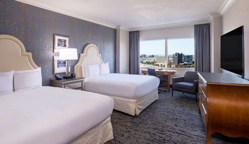 Habitación, vistas a la ciudad (Parlor)