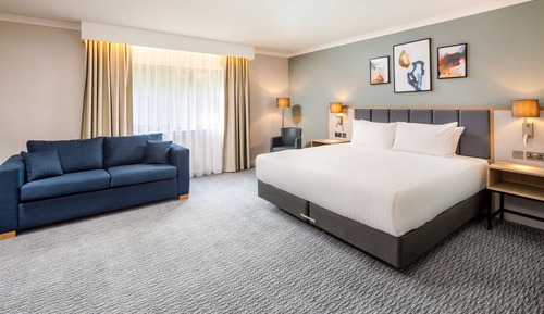 Suite junior, 1 cama de matrimonio grande con sofá cama