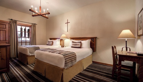 Habitación estándar, 2 camas dobles (Retablos Room with 2 Double Beds)