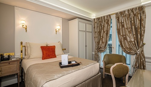 Habitación superior Louvre