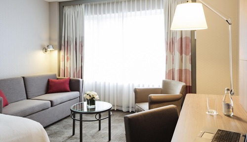 Habitación superior, 1 cama de matrimonio grande con sofá cama