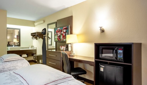 Habitación Premium, 2 camas dobles (Upgraded Bedding & Snack, Smoke Free)