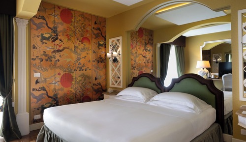 Habitación Deluxe, terraza, vistas parciales al mar