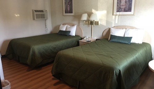 Habitación estándar doble, 2 camas dobles, no fumadores