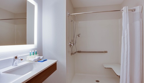 Suite familiar, 1 habitación, bañera accesible (Mobility)