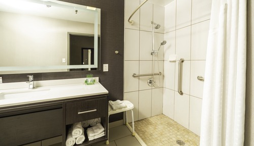 Habitación estándar, 2 camas dobles, bañera accesible, no fumadores (Communications)