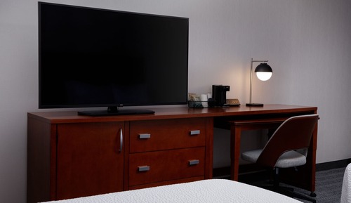 Habitación, 1 cama de matrimonio grande con sofá cama, no fumadores (Hearing Accessible)
