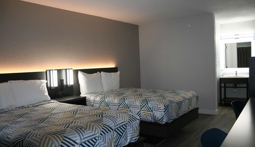 Habitación estándar, 2 camas dobles, fumadores, frigorífico y microondas