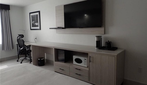 Suite, 1 cama de matrimonio grande, no fumadores (Efficiency)