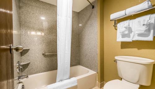 Habitación básica, 1 cama de matrimonio grande, accesible para personas con discapacidad