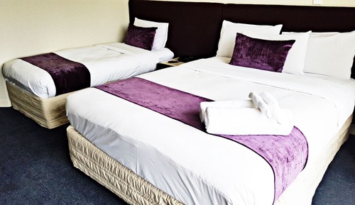 Habitación estándar con 1 cama doble o 2 individuales