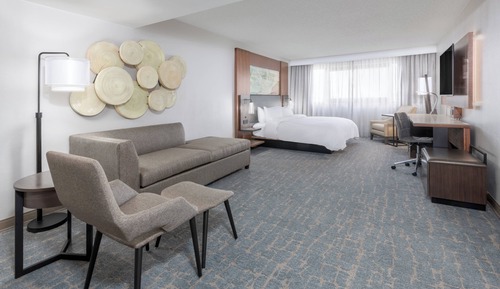 Suite Club, 1 cama de matrimonio grande con sofá cama