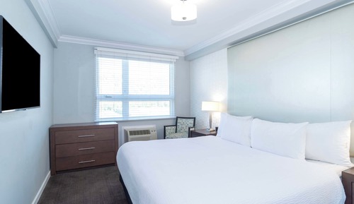 Suite, 1 cama de matrimonio grande con sofá cama, cocina básica, en una planta alta (Balcony, View)