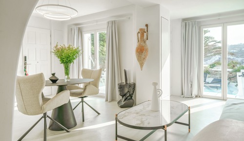 Two Bedroom Suite with Sea View & Pool