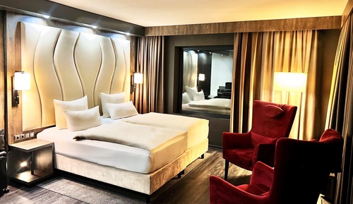 Premium Comfort Room with Forest View