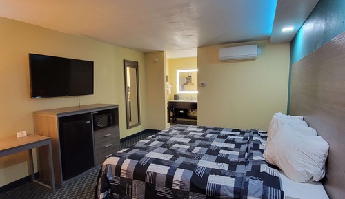 Habitación estándar, 1 cama de matrimonio grande, no fumadores, frigorífico y microondas