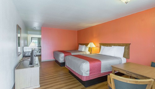 Habitación estándar, 2 camas de matrimonio, accesible para personas con discapacidad, no fumadores