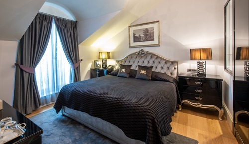 Alfred Hitchcock Suite