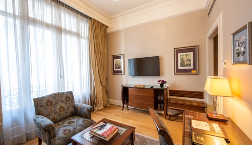 Ernest Hemingway Suite