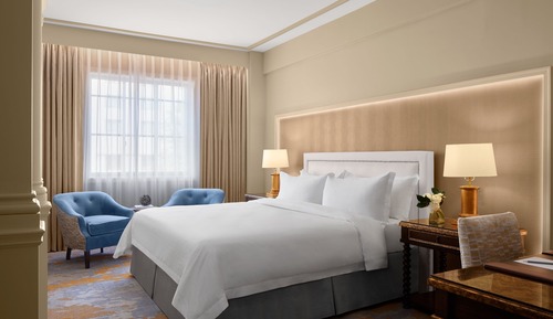 Suite, 1 cama de matrimonio grande, no fumadores (Mobility/Hearing Access, Roll-In Shwr)