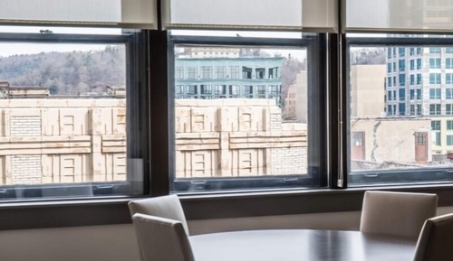 Suite Deluxe, 2 camas de matrimonio, vistas a la ciudad (Separate Living/Dining, Shower only)