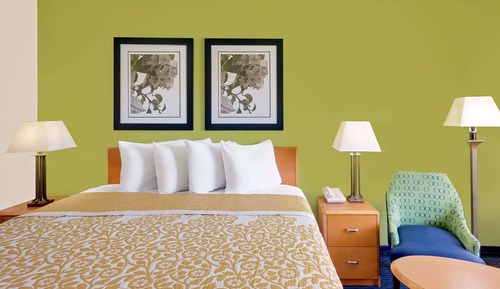 Habitación, 1 cama de matrimonio grande, no fumadores (Mobility Accessible)