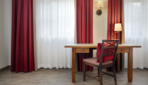 Habitación Confort, 1 cama de matrimonio grande, no fumadores, vistas al jardín