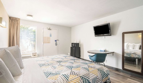 Habitación estándar, 1 cama de matrimonio grande, accesible para personas con discapacidad