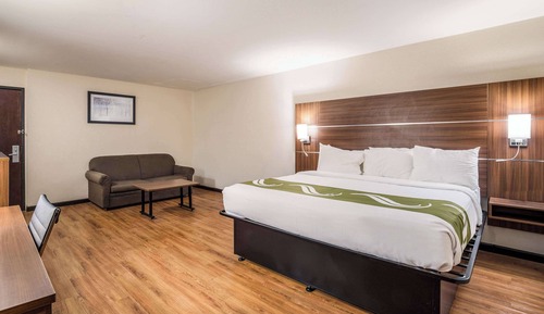 Suite, 1 cama de matrimonio grande con sofá cama, no fumadores